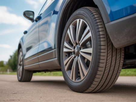 Comment réduire sa consommation de carburant grâce à des pneus bien choisis et correctement entretenus